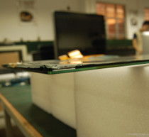 紅外線觸摸框點歌機 現(xiàn)代娛樂場所的技術革新